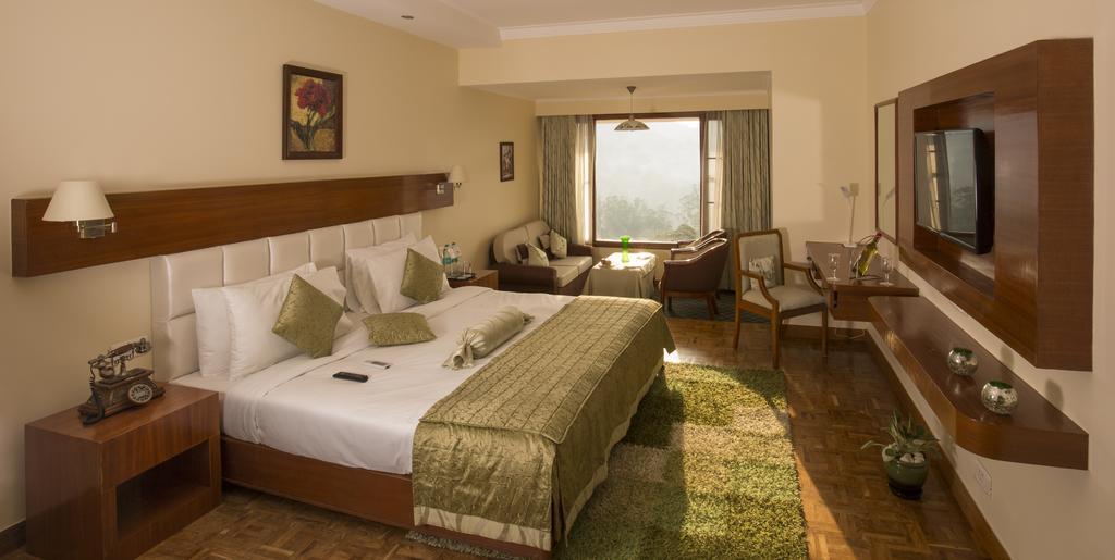 होटल Gem Park 4*